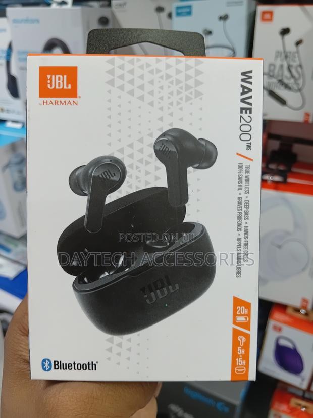 This Is a JBL Wave 200tws True Wireless Earbud Set in Black. - main view