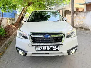 Subaru Forester 2018 White