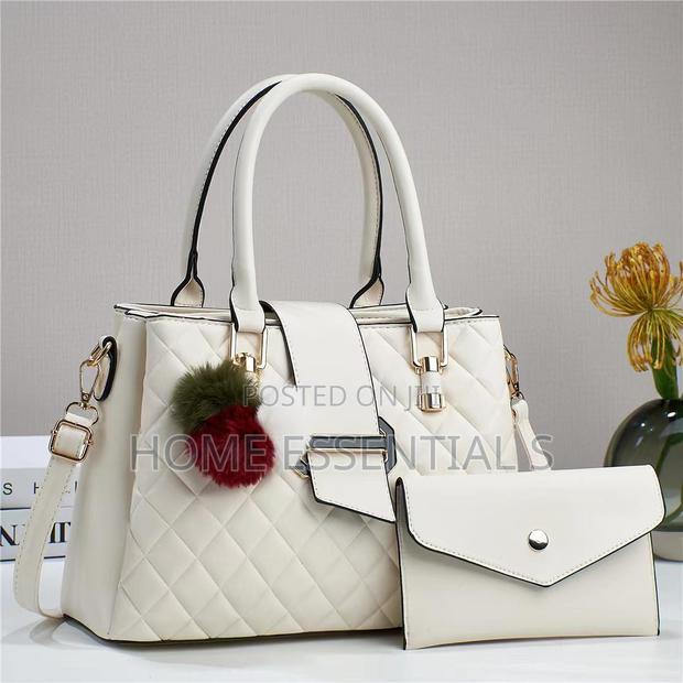 Large Luxurious Handbag - thumbnail 5