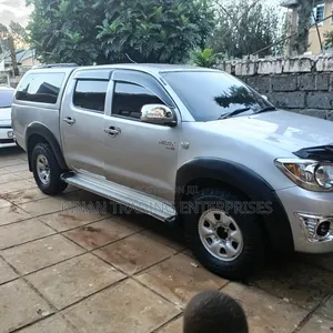 Toyota Hilux 2.5 D-4D Double Cab 2008 Silver