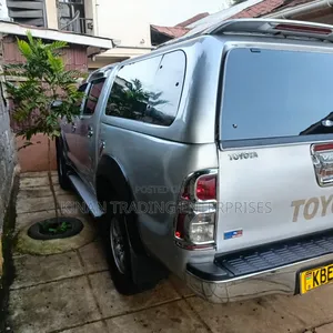Toyota Hilux 2.5 D-4D Double Cab 2008 Silver