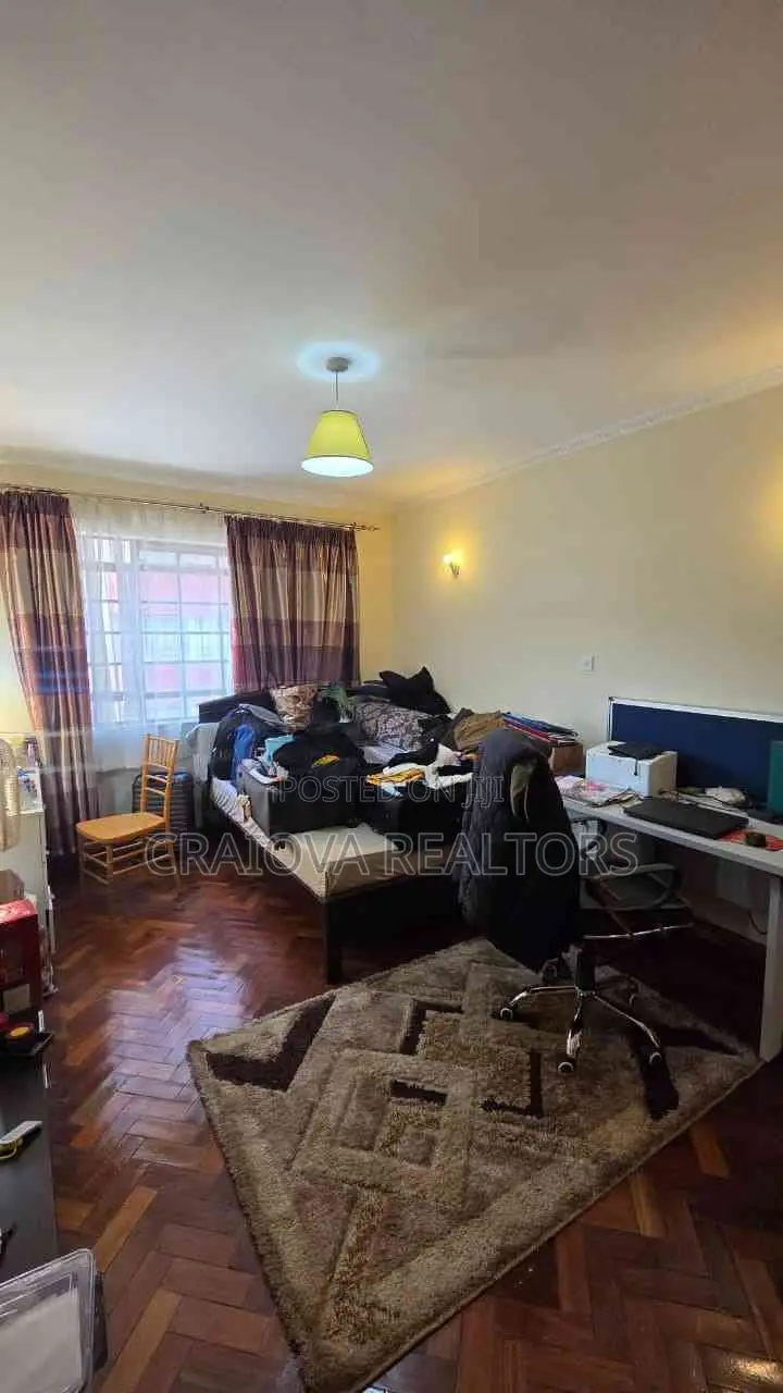 3bdrm Apartment in Parklands/Highridge for sale