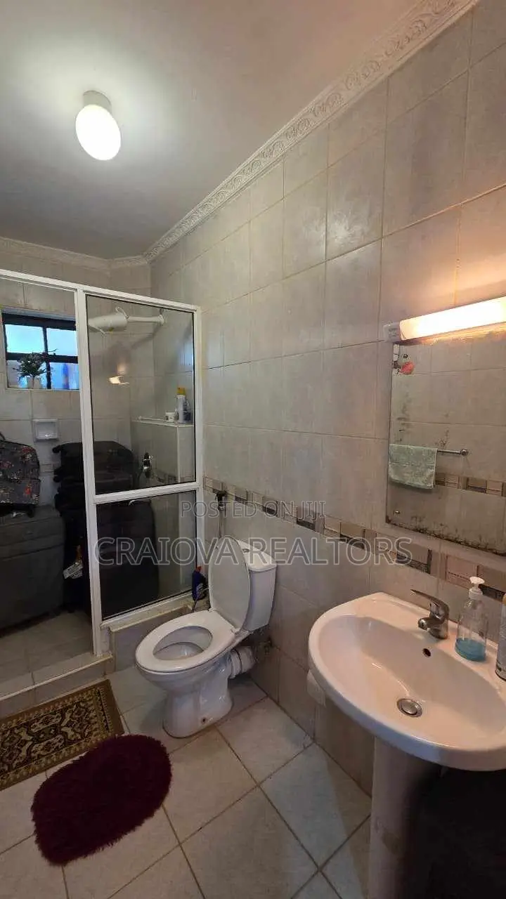 3bdrm Apartment in Parklands/Highridge for sale