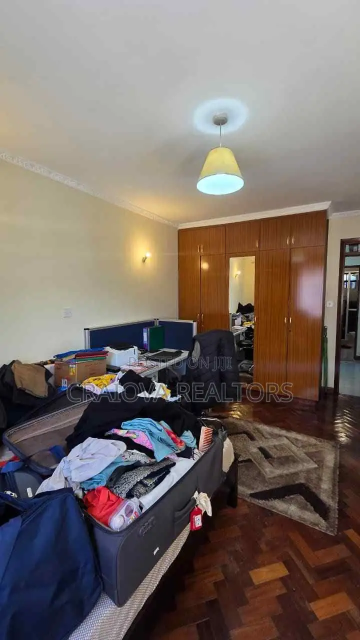 3bdrm Apartment in Parklands/Highridge for sale