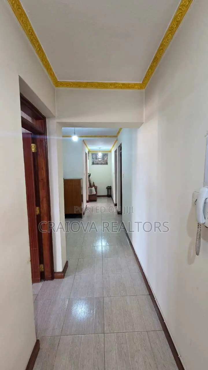 3bdrm Apartment in Parklands/Highridge for sale
