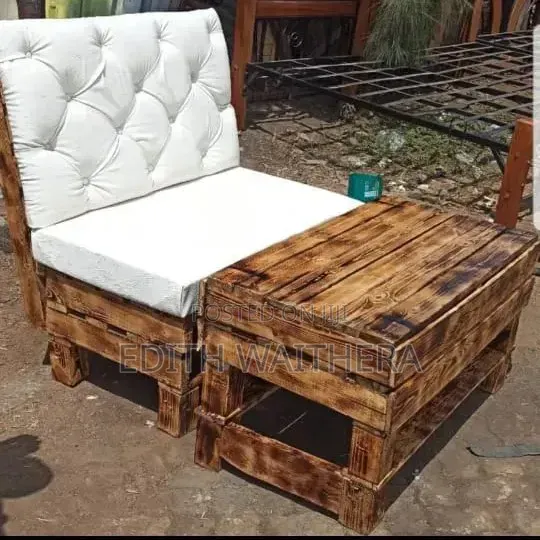 Pallet Padded Sofa