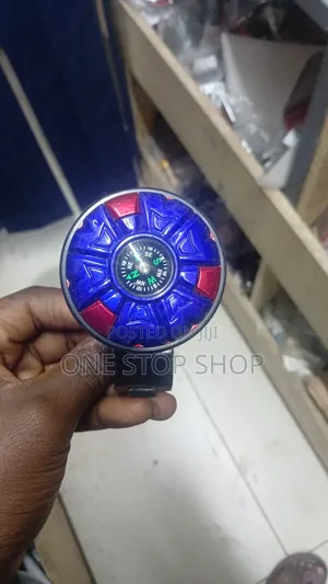 Power Handle Steering Knob With Compass for Navigation Assistance