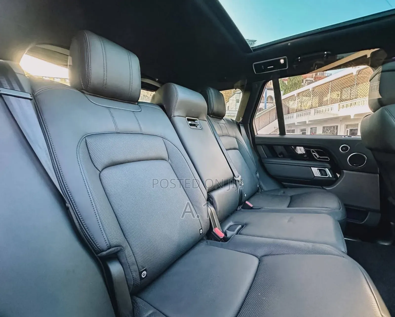 Land Rover Range Rover Vogue 2019 Black