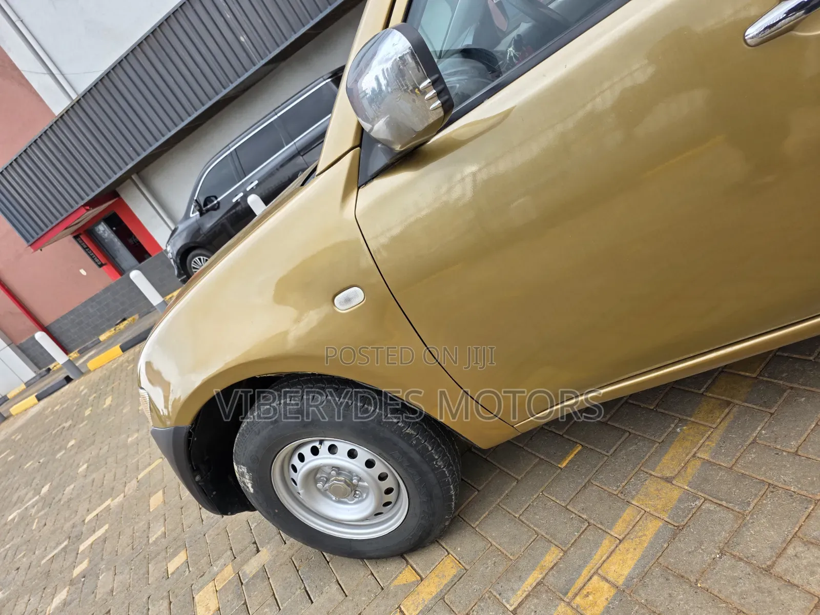 Mitsubishi L200 2012 Gold