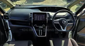 Nissan Serena 2019 White