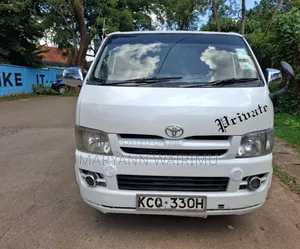 Toyota HiAce 2010 White