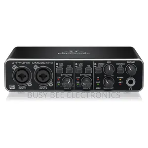Behringer Umc204hd 2-in/4-Out Usb 2.0 Audio Interface