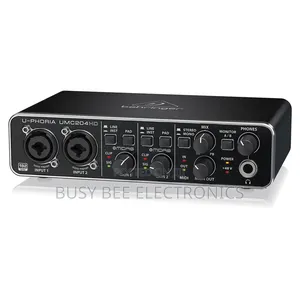 Behringer Umc204hd 2-in/4-Out Usb 2.0 Audio Interface