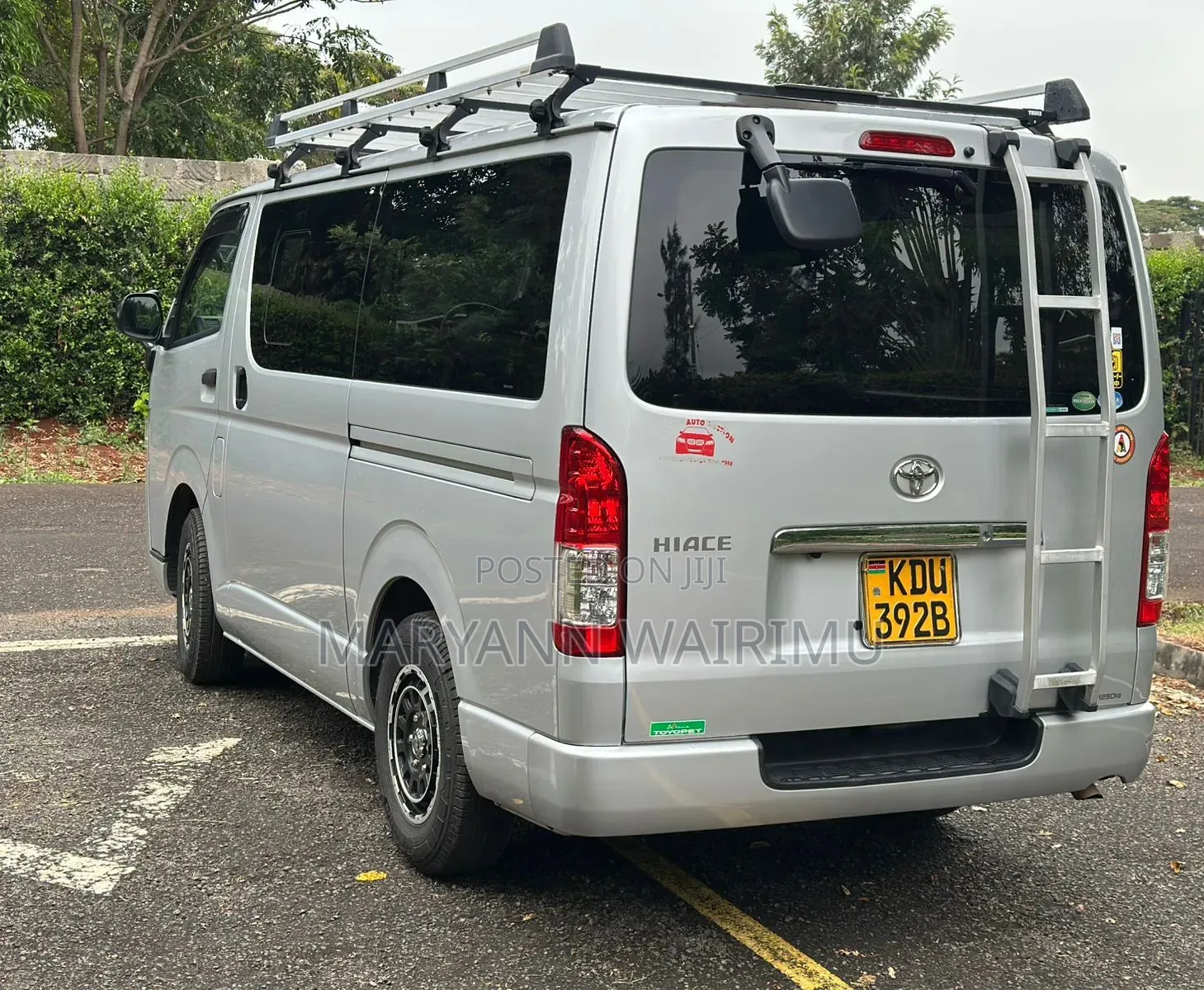 Toyota HiAce 2018 Silver