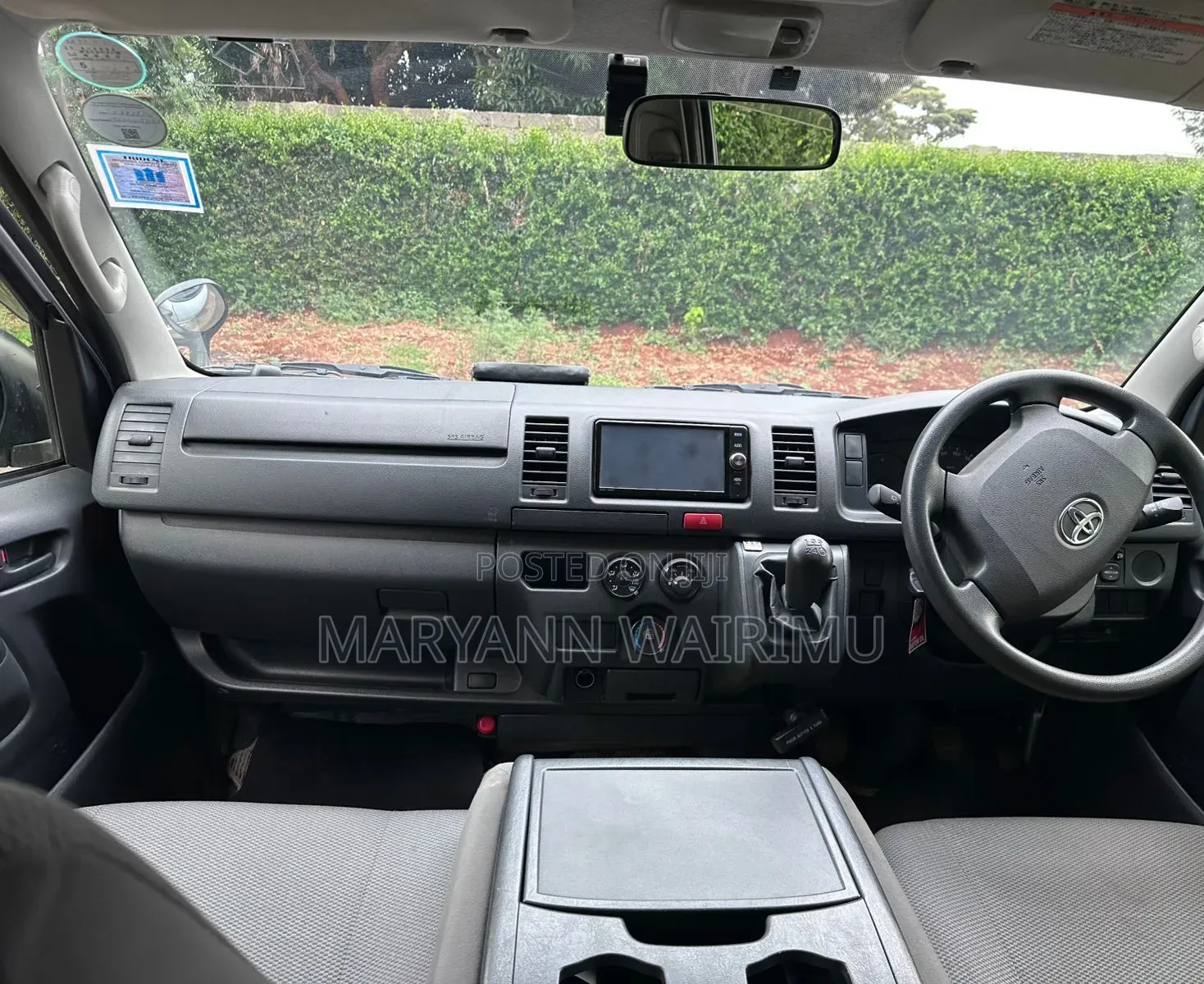 Toyota HiAce 2018 Silver