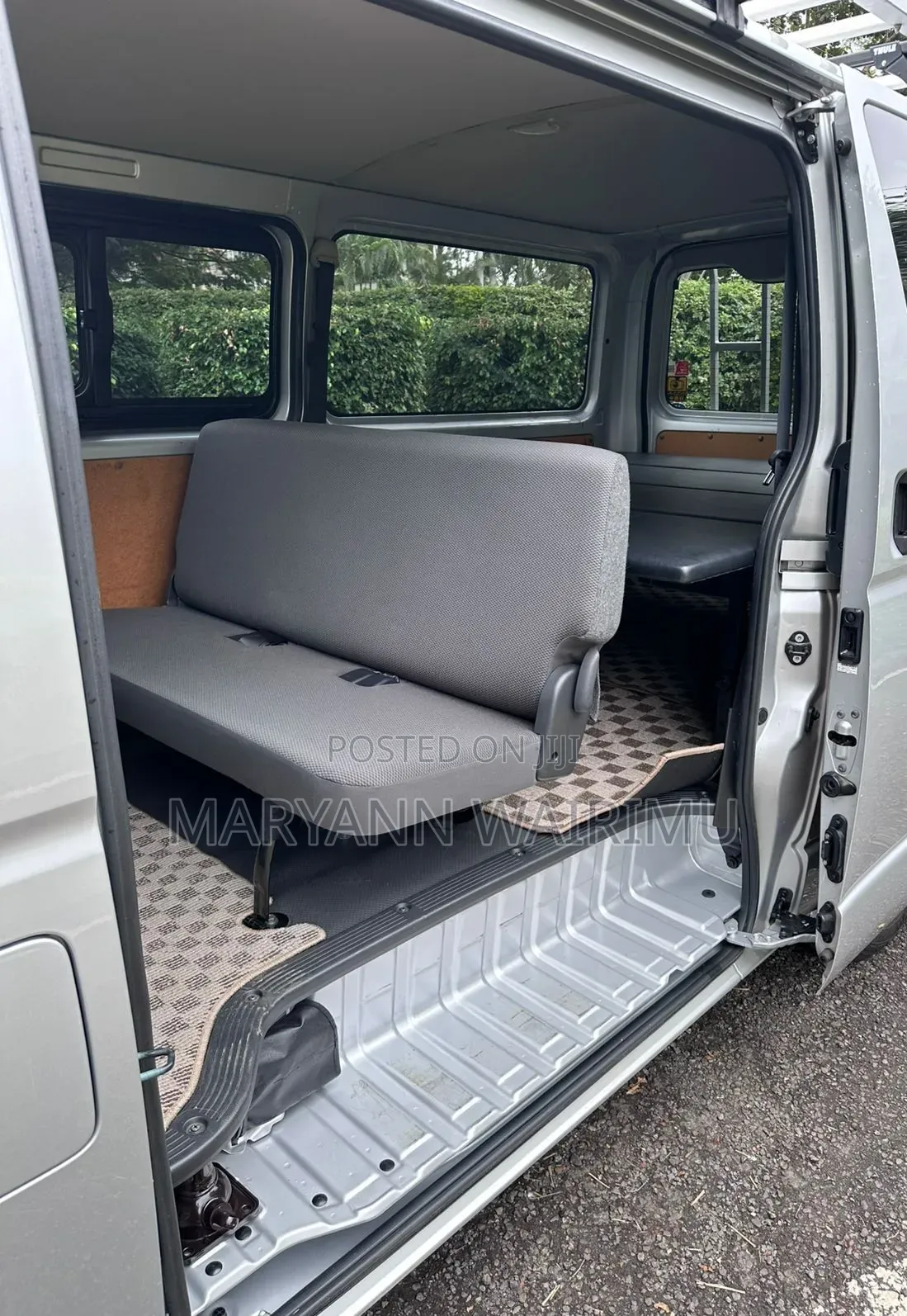 Toyota HiAce 2018 Silver