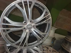Audi Size 19 Original Rims