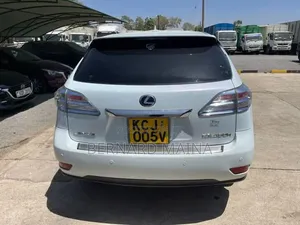 Lexus RX 450H FWD 2016 White