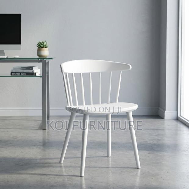 Dining Chair : Fq12 White Plastic Dining Chair - thumbnail 2