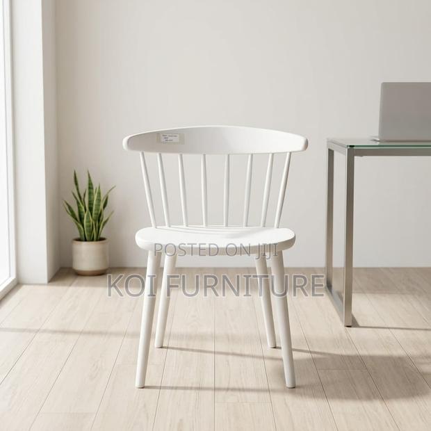 Dining Chair : Fq12 White Plastic Dining Chair - thumbnail 3