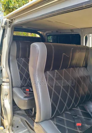 Toyota HiAce 2016 Silver