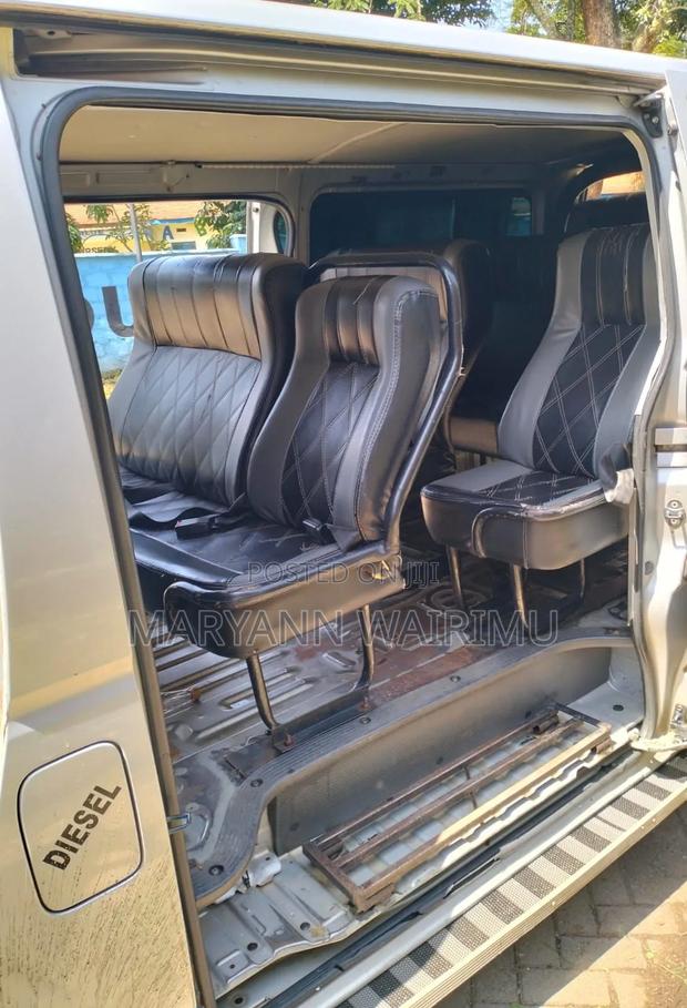Toyota HiAce 2016 Silver - thumbnail 6