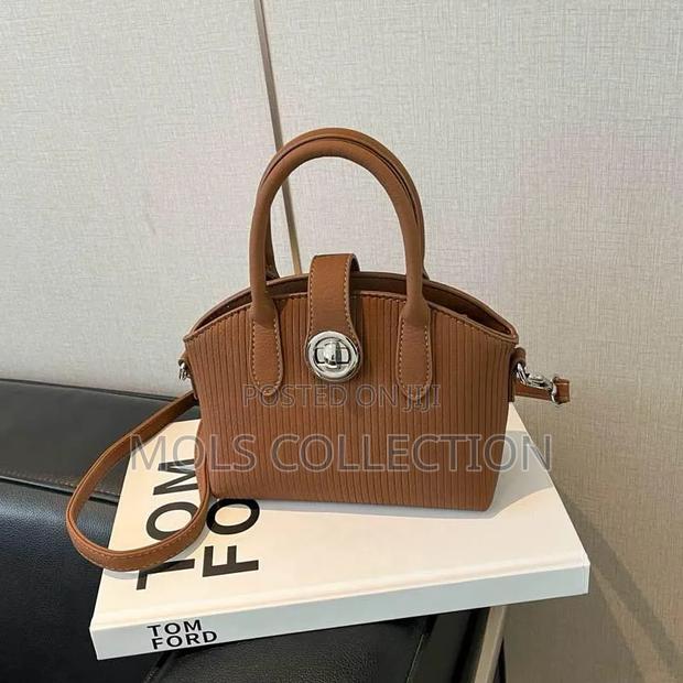 Ladies Bags - thumbnail 11
