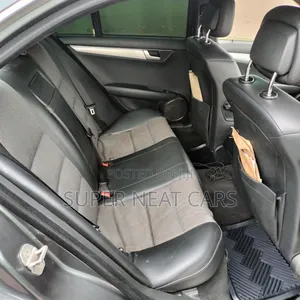 Mercedes-Benz C180 2012 Gray