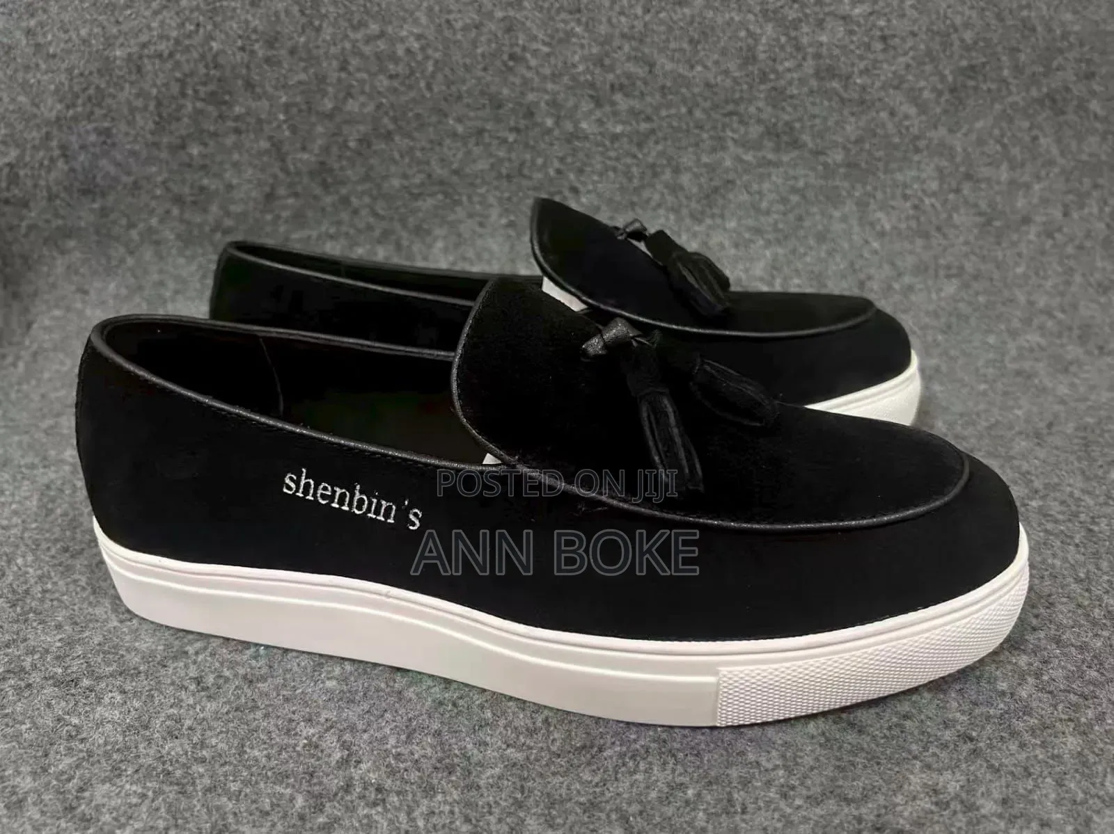 Shenbin's Leather Casuals Size 39__________46.