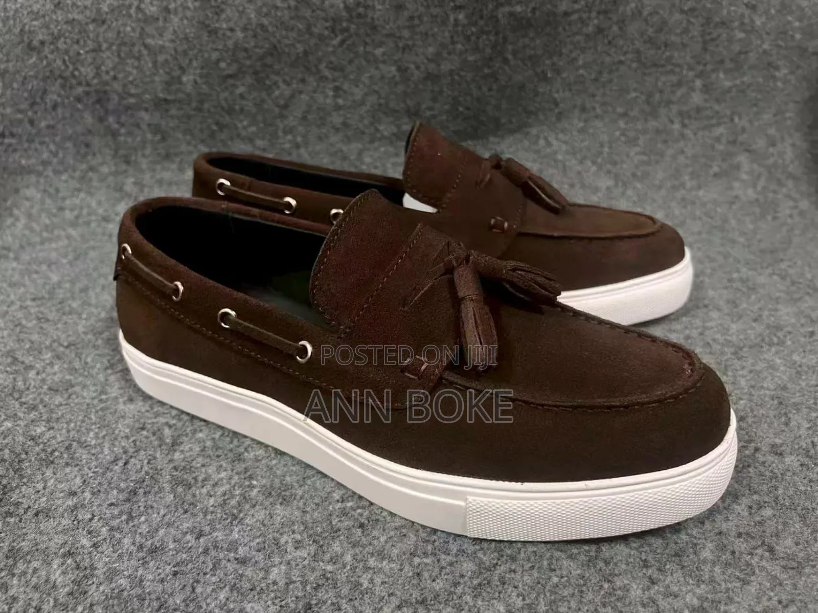 Shenbin's Leather Casuals Size 39__________46.