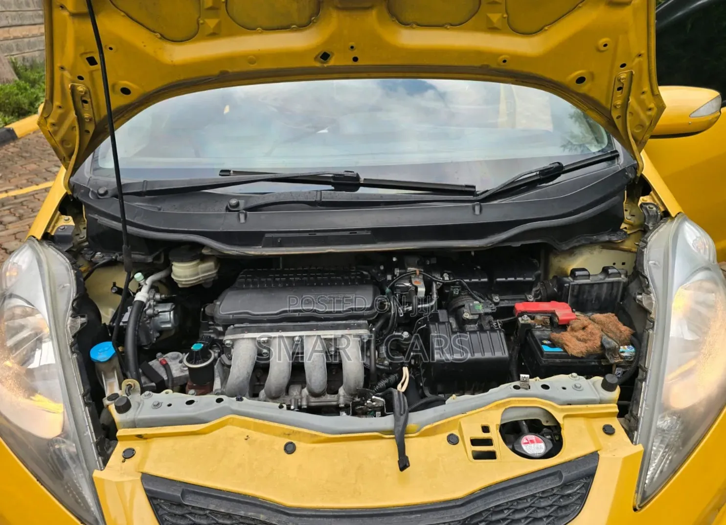 Honda Fit 2010 Yellow