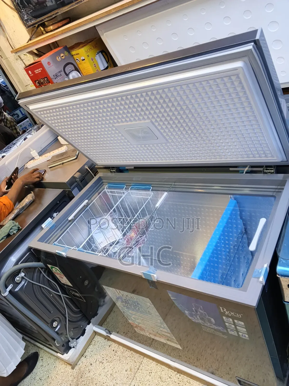 Roch Freezer