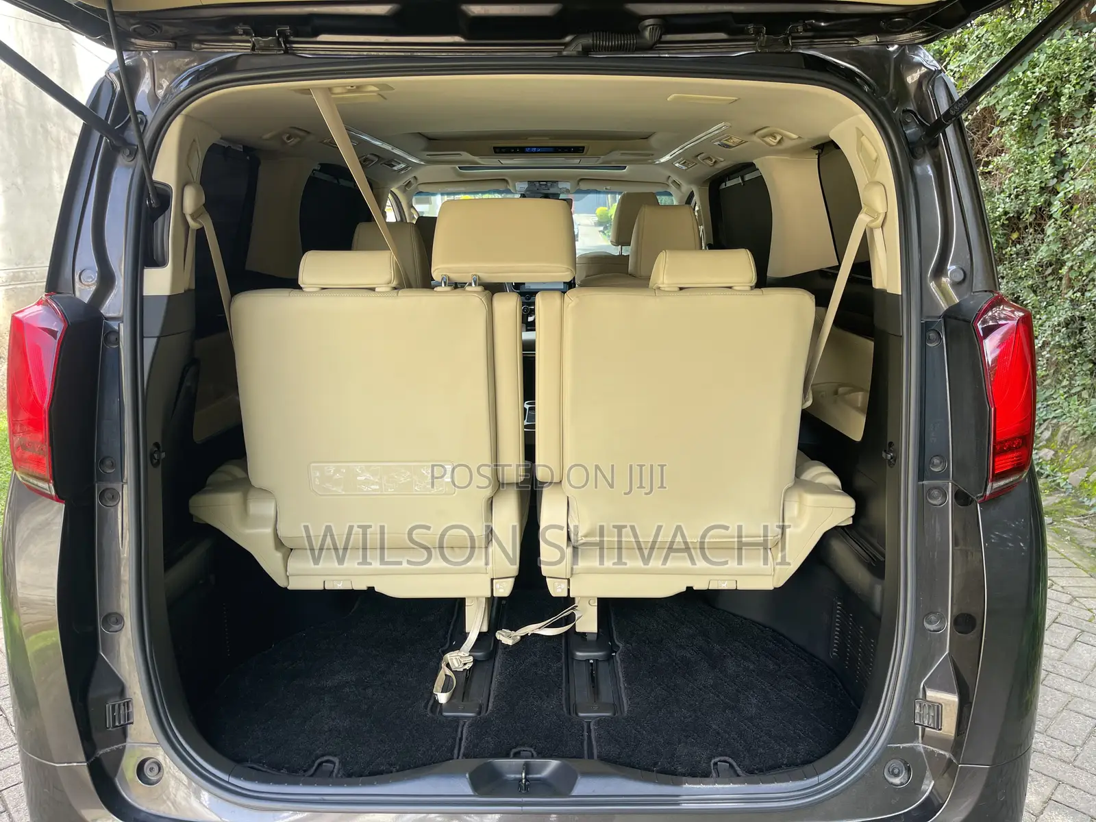 Toyota Alphard 2018 Gray