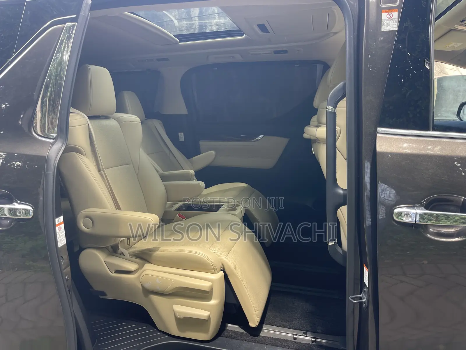 Toyota Alphard 2018 Gray