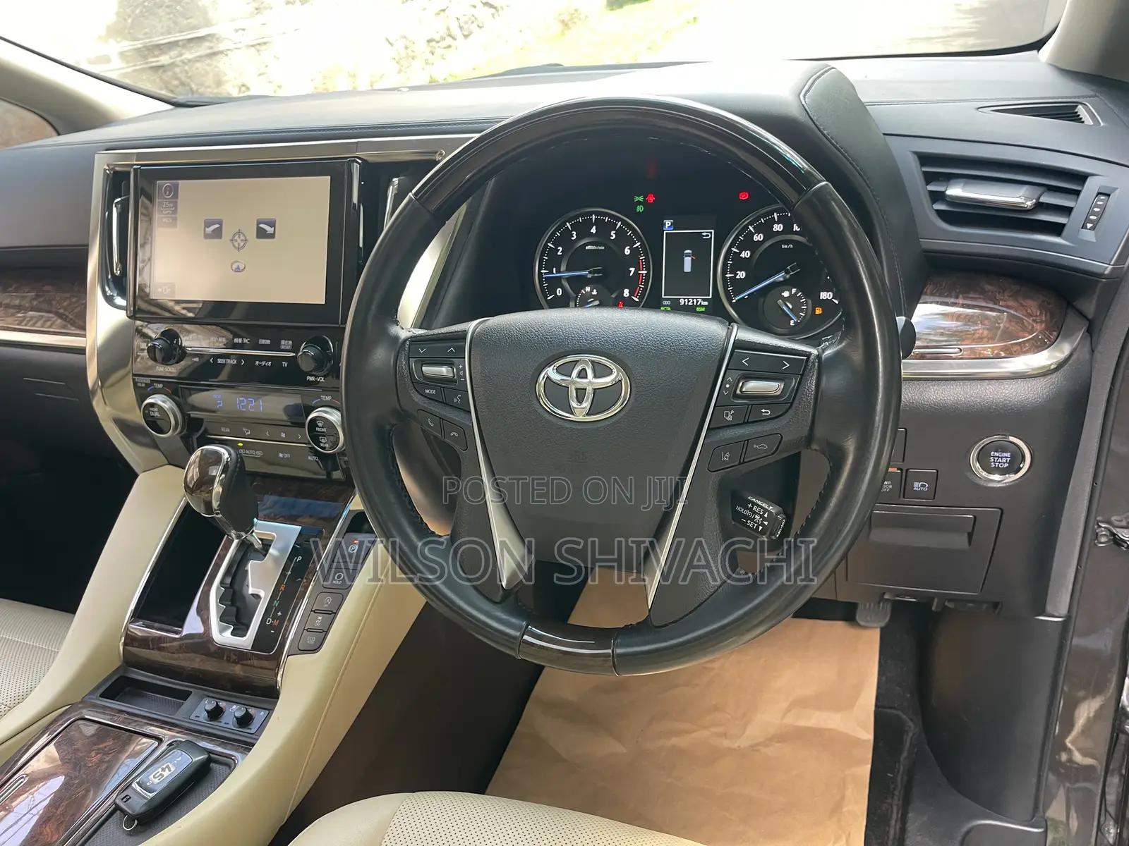 Toyota Alphard 2018 Gray