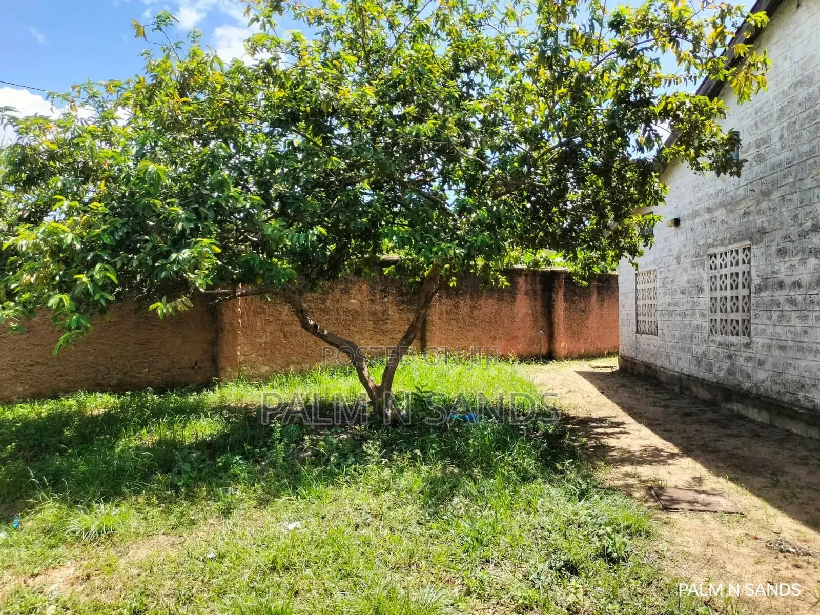 Konamsa Diani Prime Property on a Quarter Acre