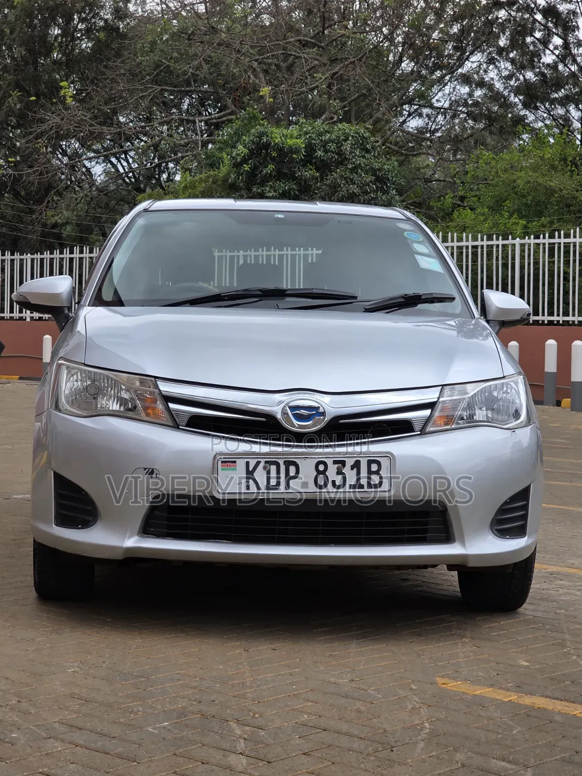 Toyota Corolla Fielder 2015 Silver