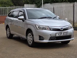 Toyota Corolla Fielder 2015 Silver