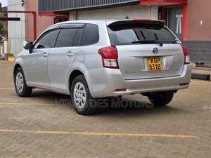 Toyota Corolla Fielder 2015 Silver