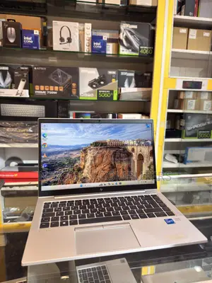 Laptop HP EliteBook 840 G8 8GB Intel Core i5 SSD 256GB