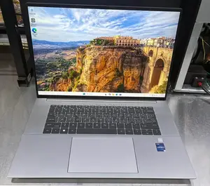 Laptop HP ZBook Studio G8 16GB Intel Core i7 SSD 512GB