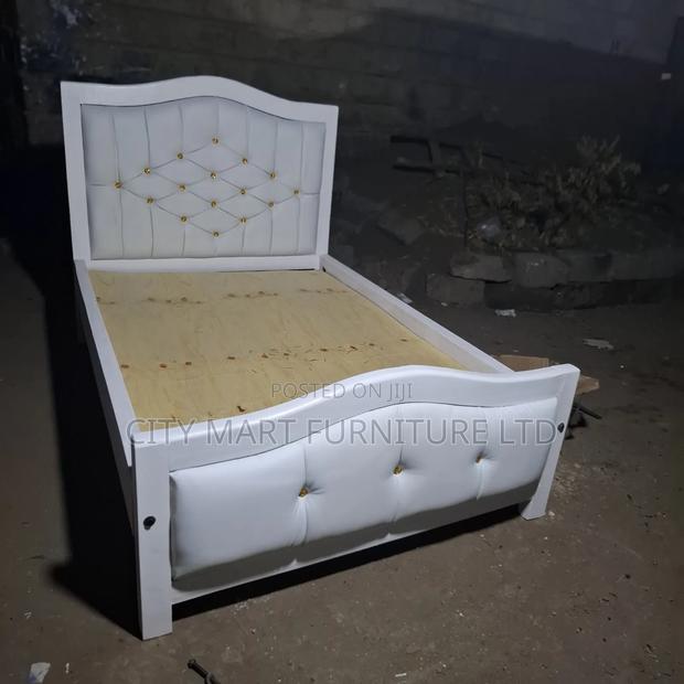 Softy Modern Mocket Beds on Offer!