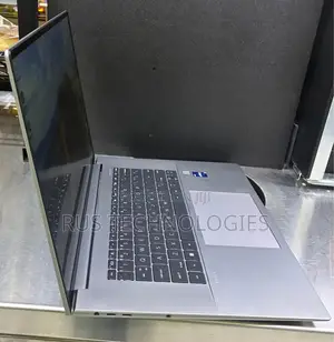 Laptop HP ZBook Studio G8 16GB Intel Core i7 SSD 512GB
