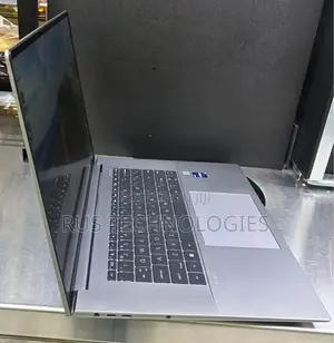 Laptop HP ZBook Studio G8 16GB Intel Core i7 SSD 512GB