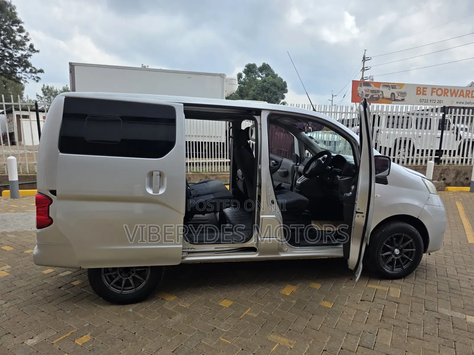Nissan NV200 2014 Silver