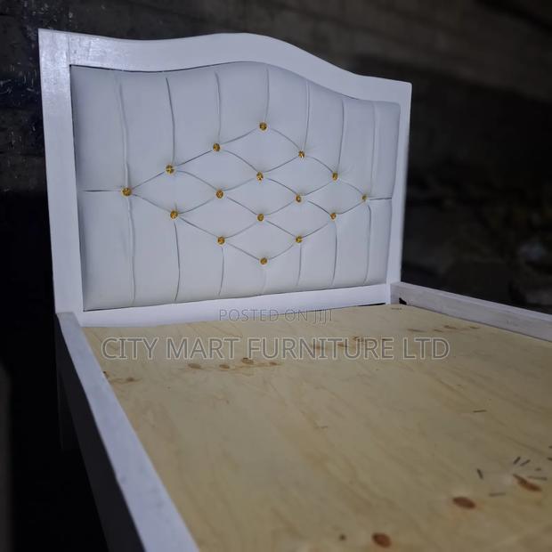 Cloudy Modern Mocket Beds on Offer!