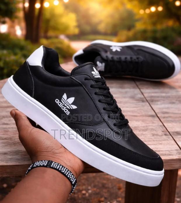 Adidas Casual Black
