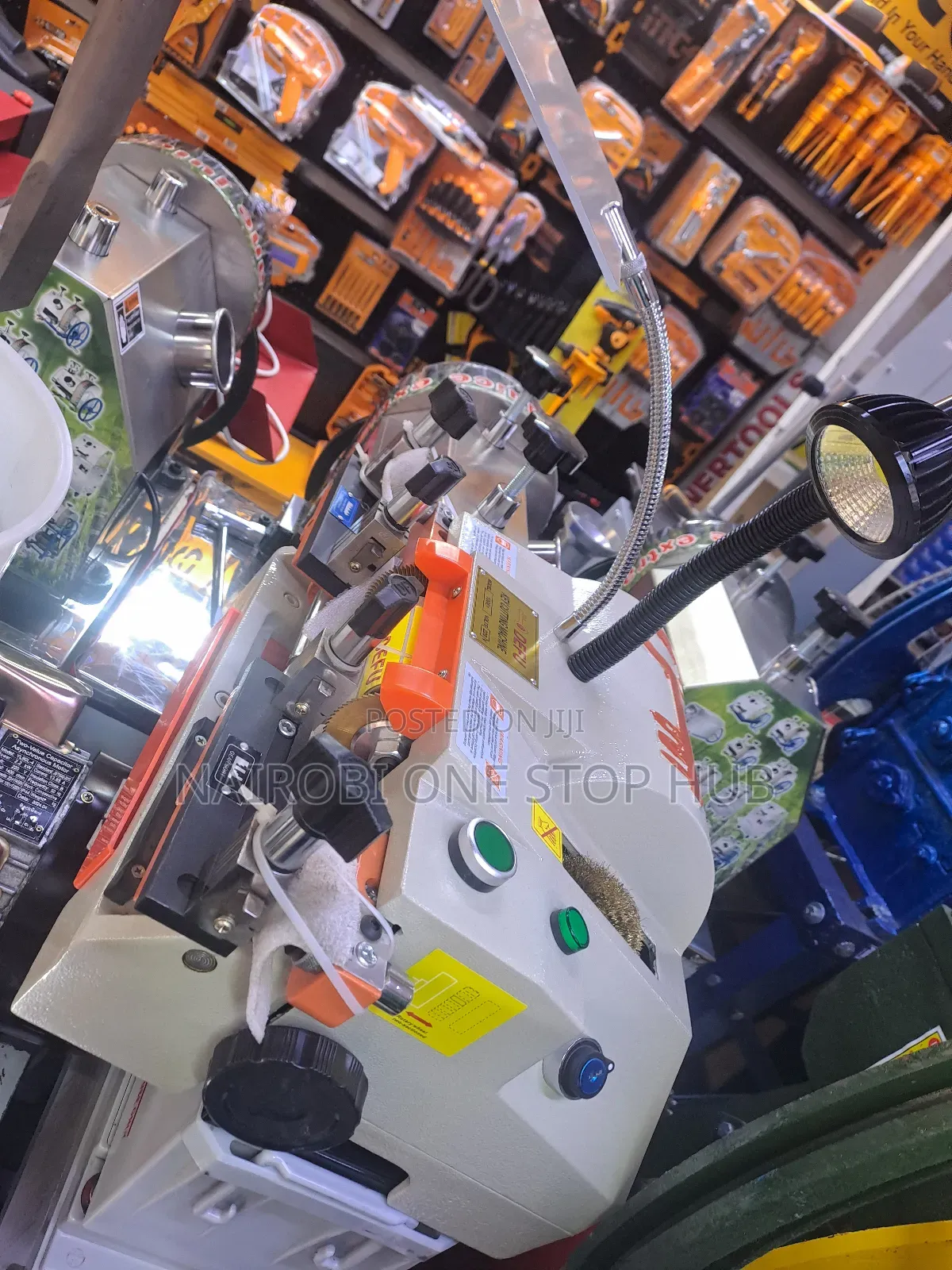 Universal Key Cutting Machine