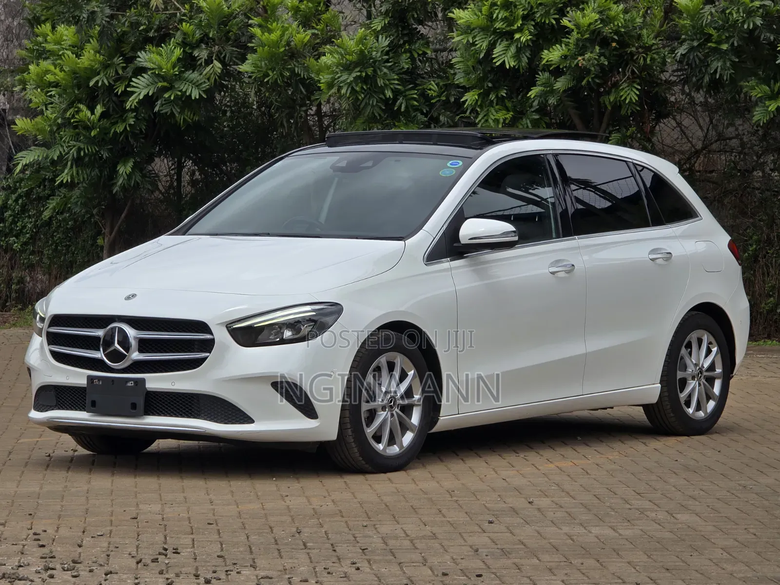 Mercedes-Benz B-Class 2019 White