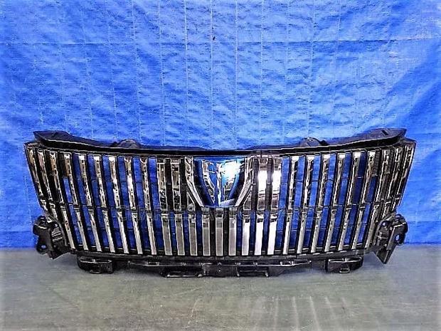 Toyota Noah 2015-2017 Esquire Grill